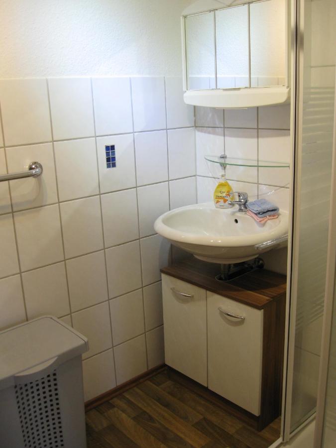 Ferienwohnung Aurich Sandhorst Eg Mit Terrasse Und Kleinem Garten Exterior photo